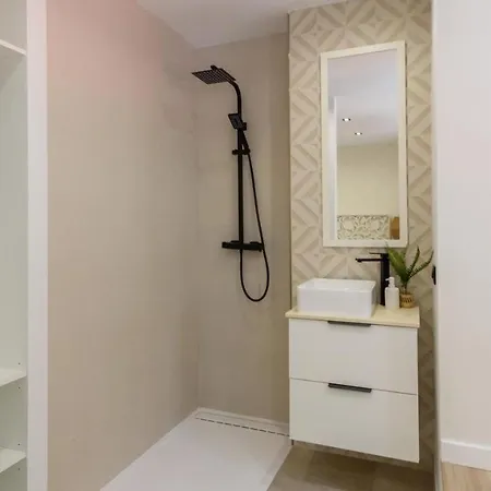 Maria's Head By Ruralidays